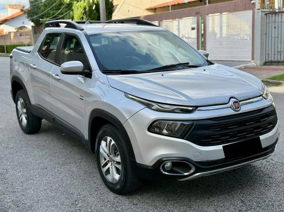 FIAT TORO 2.0 16V TURBO DIESEL FREEDOM 4WD AT9